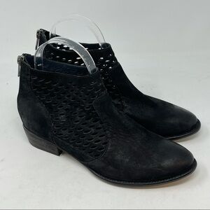 SEYCHELLES Women’s WAYPOINT LASER CUT Boho Bootie